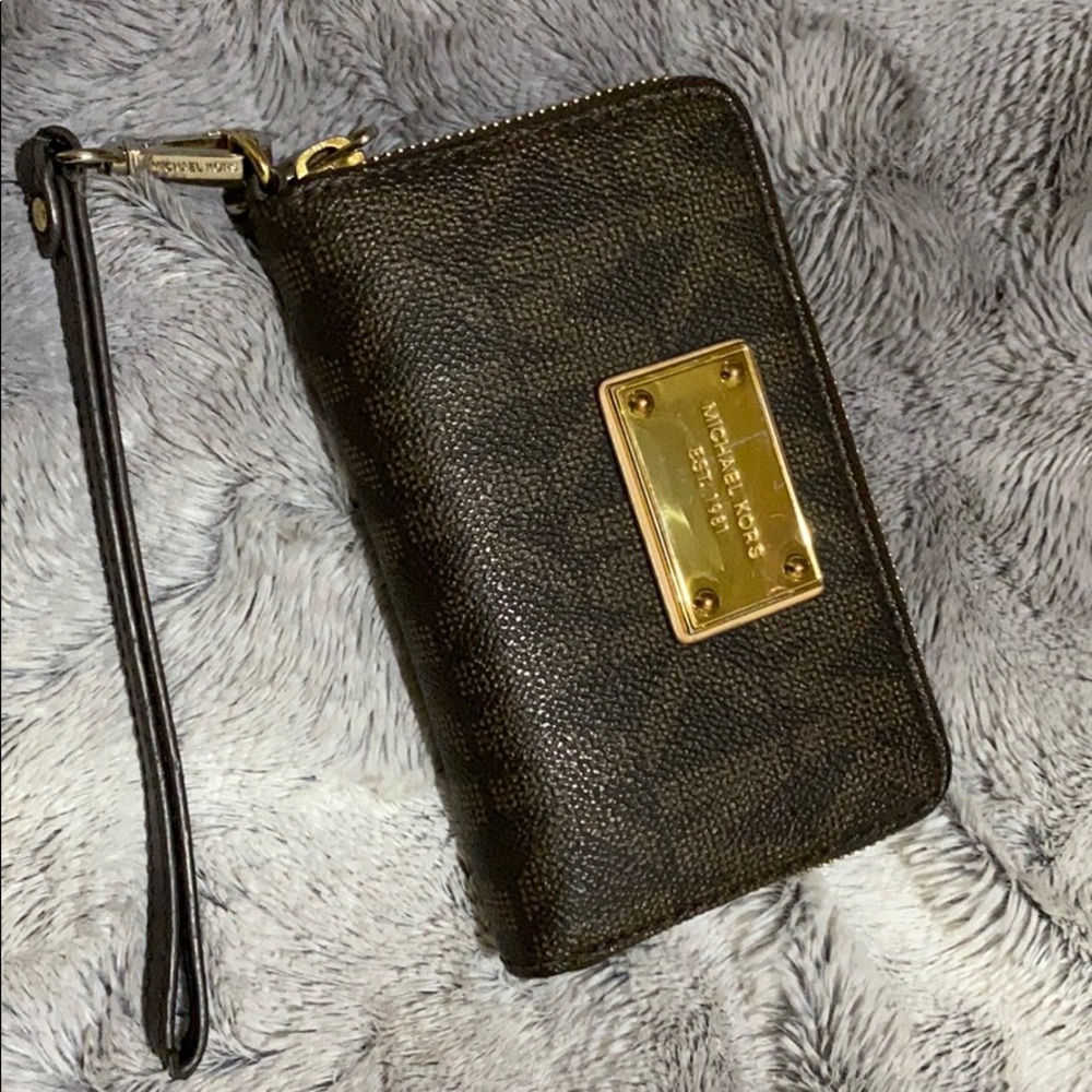 Michael Kors wallet